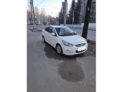 Превью Хендай Солярис белый